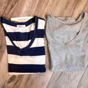 GAP Short Sleeve Tee Grey and  - Navy and Blue Tee